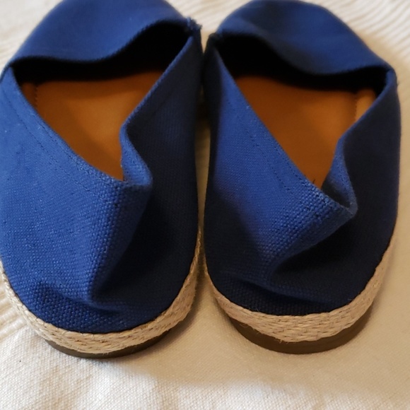 Lucky Brand Flats - Picture 2 of 4